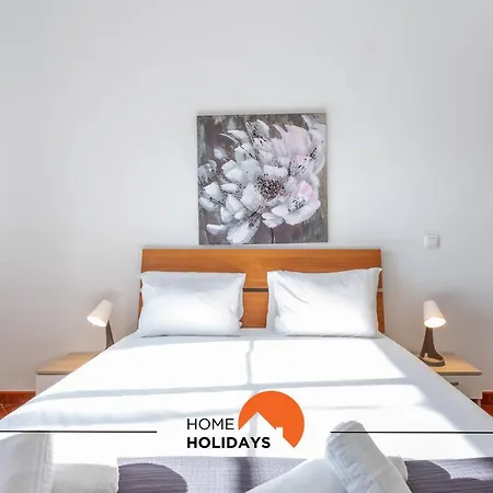 #190 Descobrimentos 810 By Holidays *